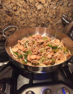 benefits of using a wok and advantages of buying a wok